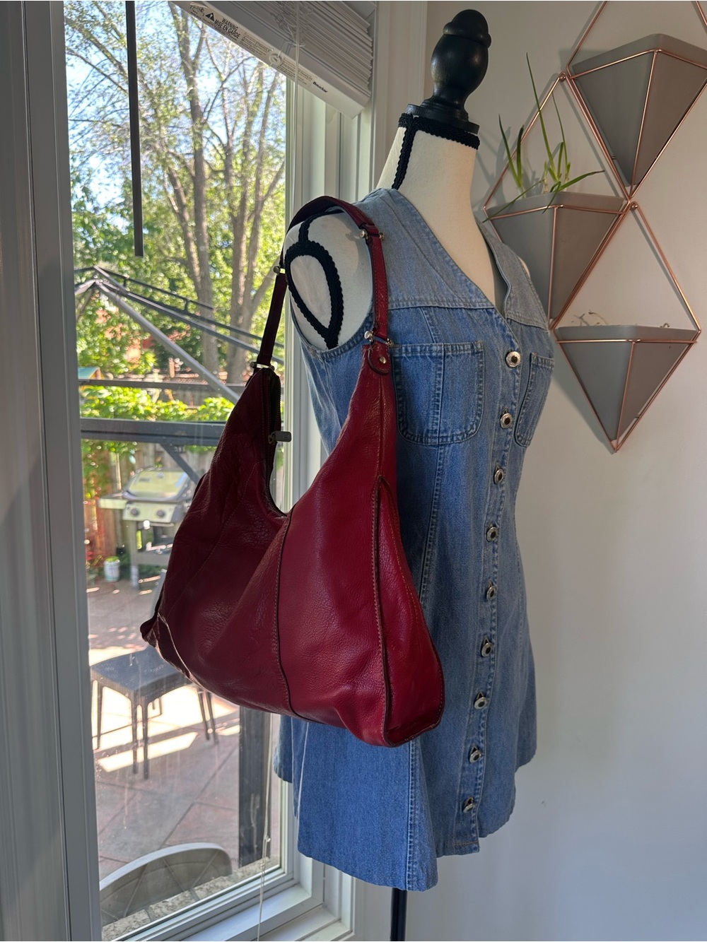 VINTAGE LIZ CLAIBORNE Perfect Hobo Red Leather Shoulder Bag Purse Slouchy